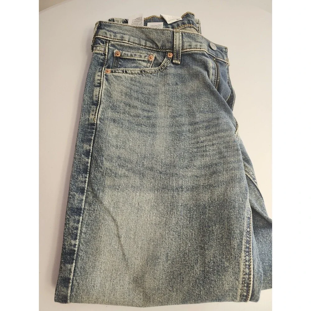 Levi 541 Size 30×30 Athletic Taper Stretch